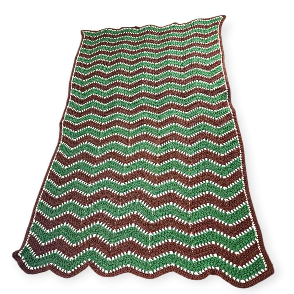 Handmade Crochet Throw Blanket Green Brown White Chevron Zigzag Scalloped Retro - Picture 2 of 16
